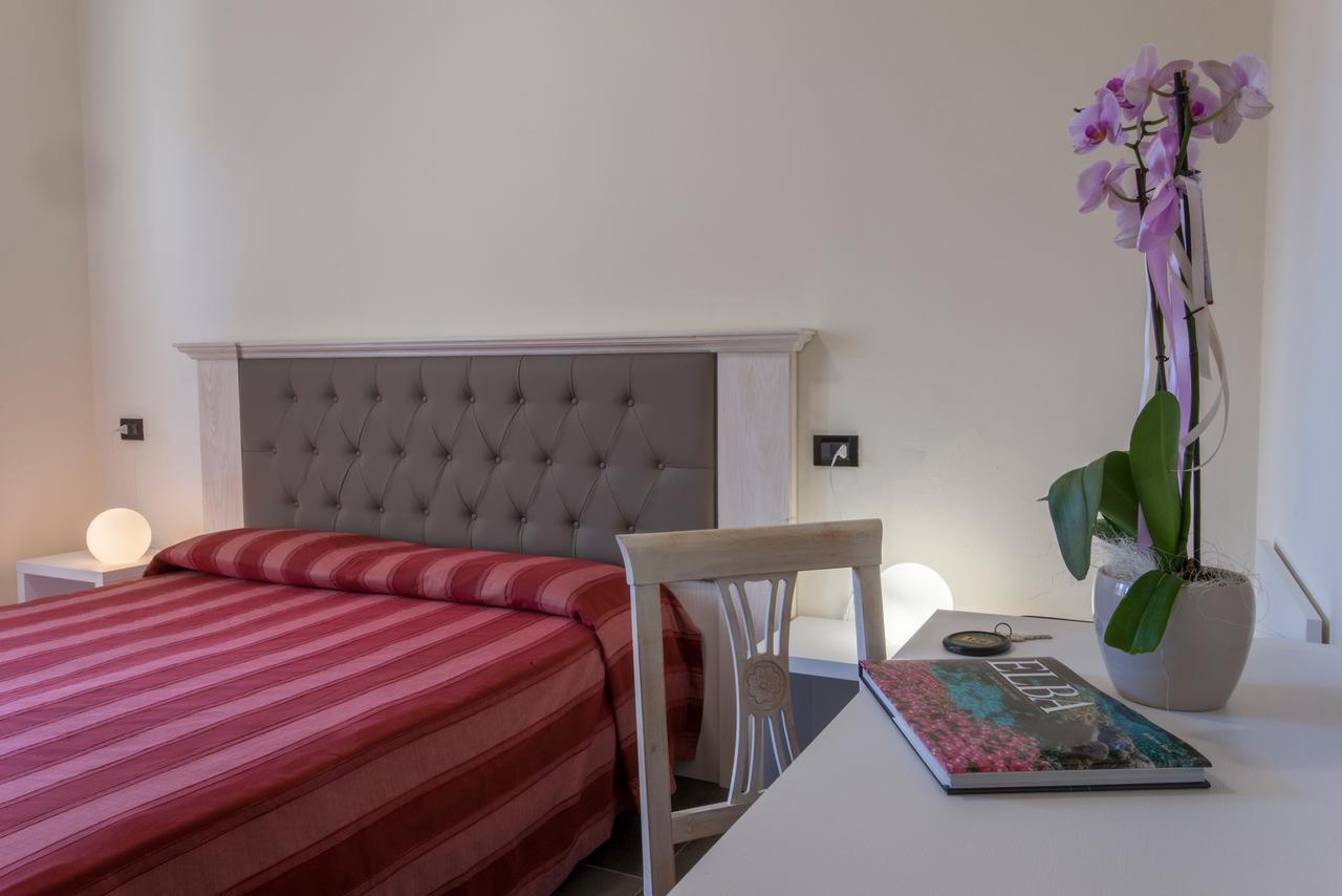 Hotel Barracuda Marina di Campo Eksteriør billede